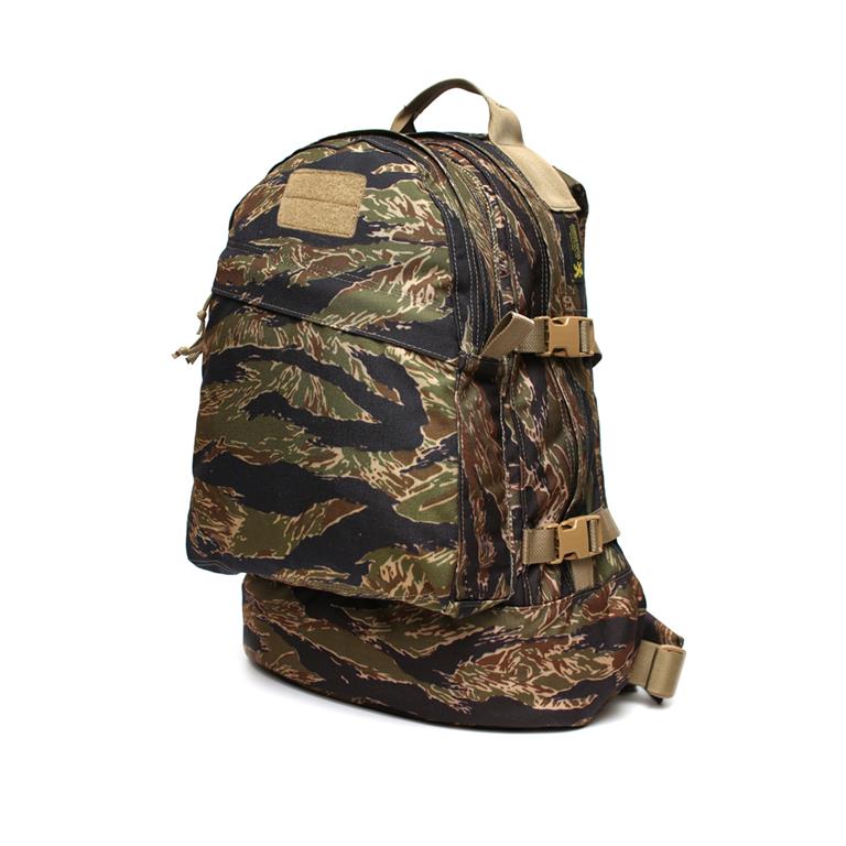 LBT-1476A-NM 30L Slick 3Day Pack Choc Chip デザートカモ スリー