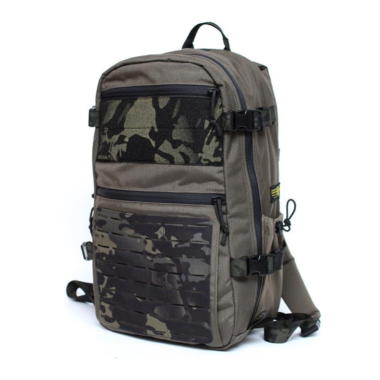 All Day Plus 22L Medium Backpack